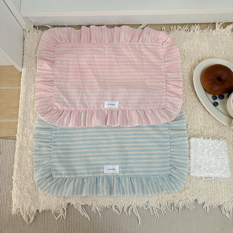 Minimalist Stripe Ruffle Place - Photography Food avis et prix